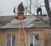 Ремонт крыш кременчугских домов растянется до конца октября