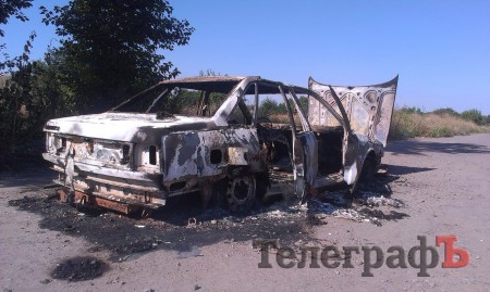 Почти каждый день в Кременчуге горят машины - вчера у кременчужанина угнали и сожгли Renault