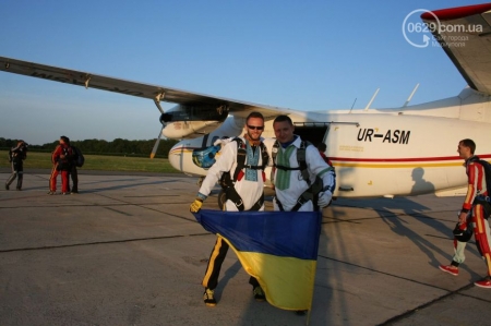 Кременчужанин развернул флаг Украины на высоте 4200 метров
