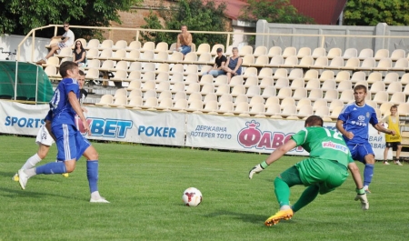 Футболисты «Кремня» сыграли вничью с командой из Первой лиги