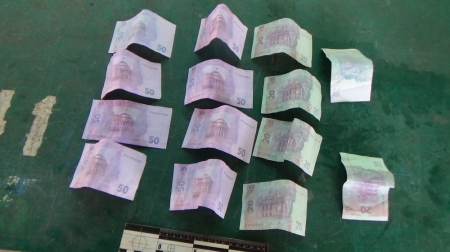 В Кременчуге милиция задержала мужчин, сбывавших фальшивые деньги