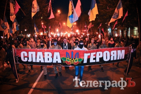 Полк «Азов» и «Правый Сектор» провели в Кременчуге Марш Героев