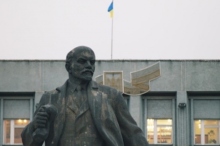 Сегодня в Комсомольске решат судьбу памятника Ленину