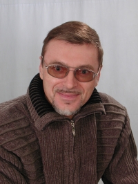 Комсомольский скульптор Олег Рябо претендует на три рекорда Украины
