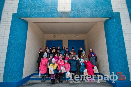 Дети военных «инспектировали» самое сладкое предприятие Кременчуга
