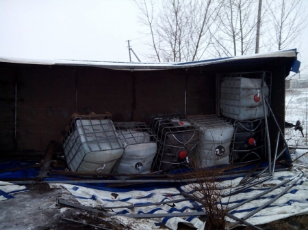 На дороге Кременчуг-Полтава разлилось 6,5 тонн растворителя