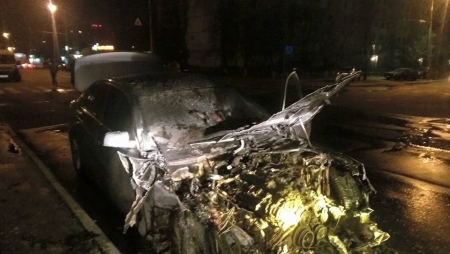 Руководителю "Укрзализныци" сожгли автомобиль