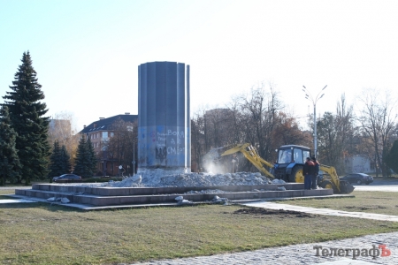 Галата собирается добить «стакан» на площади Победы в Кременчуге
