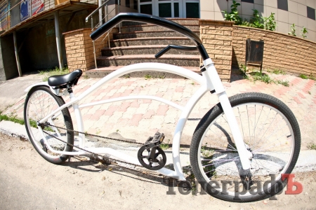 "Еду и слезы счастья вытираю" - кременчужане разработали собственный сustom bike