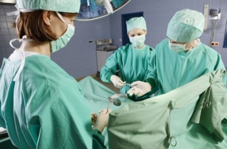 В Кременчуге на операционном столе умерла 19-летняя девушка