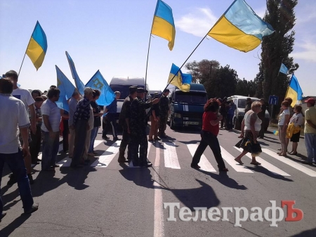Кременчужане в «блокаде Крыма»: «Водители с уверенностью говорят, что скоро все поедут»