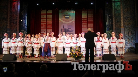 Поют и танцуют все по-кременчугски: «Славутич» отжигает в свои 40 лет!