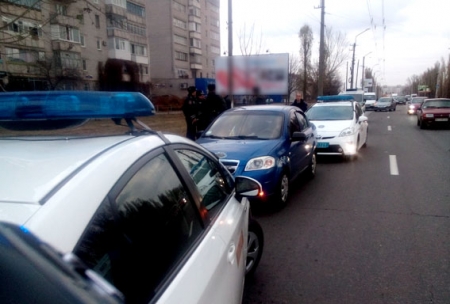 В Кременчуге со  штрафплощадки полиции пытались угнать машину хулиганов-зелёнщиков
