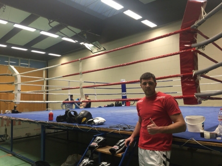 Кременчужанин Сергій Радченко допомагає готуватися до бою екс-чемпіону WBO