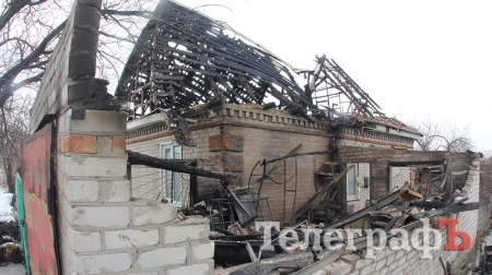 Жителям Песчаного, у которых сгорел дом и машина, дали в розетки 400 вольт