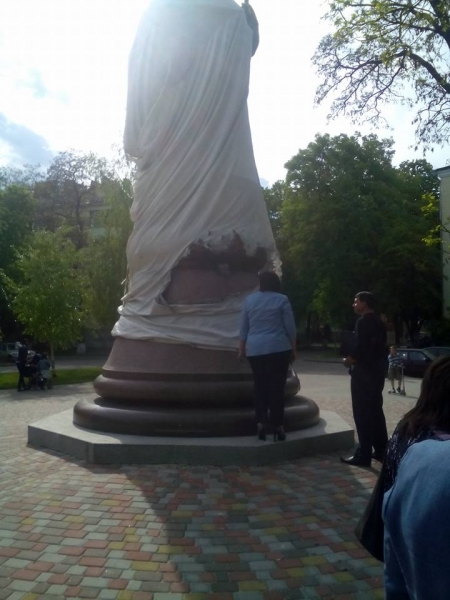 В Полтаве пытались взорвать памятник Ивану Мазепе