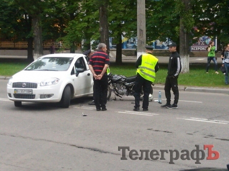В Кременчуге произошло ДТП с несовершеннолетним мотоциклистом. Полиция ищет свидетелей