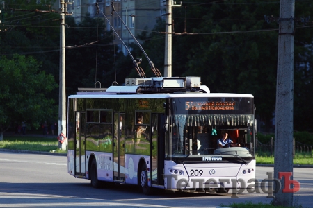 До 1 вересня кременчуцькі тролейбуси обладнають відеорегістраторами