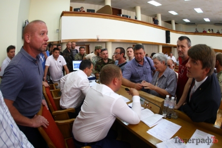 Сессия Кременчугского горсовета 30 августа: Крым и «челобитные» в Кабмин
