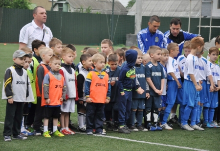 «Кремень» набирает мальчишек 2011 года рождения для занятий футболом
