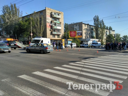 В Кременчуге произошло ДТП с полицейским авто: есть пострадавшие