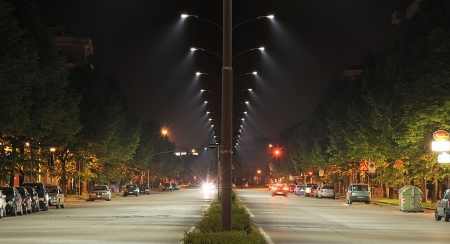 На Правобережье Кременчуга установят 1222 уличных LED-светильника