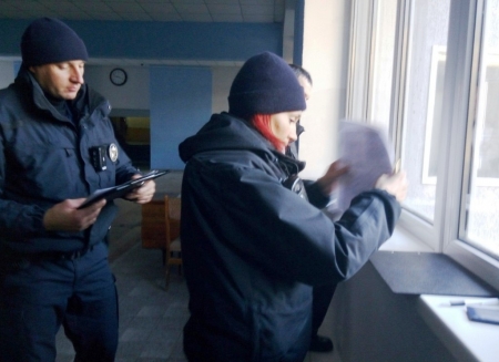 Конфликт недоверия: в кременчугский лицей №11 снова вызывали полицию