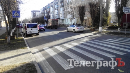В Кременчуге ищут маршрутчика, который чуть не сбил ребёнка на пешеходном переходе