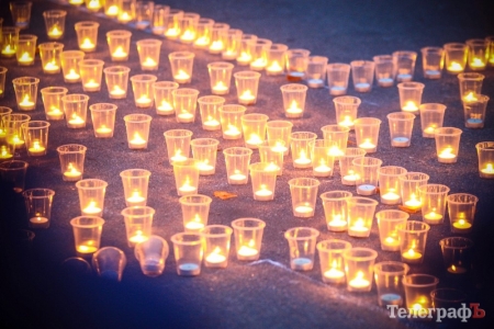 26 ноября кременчужане зажгут свечи на площади Независимости