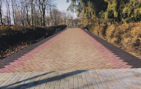 А ты уже проголосовал за плитку для «тихой» аллеи в Приднепровском парке? 