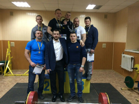 Шість медалей та шлях на Чемпіонат України з пауерліфтингу