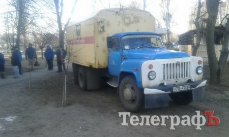 Кременчужане на Киевской не дали газовщикам установить домовой счетчик