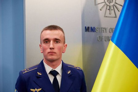 Офицер из Миргорода получил саблю от Королевских ВВС Великобритании