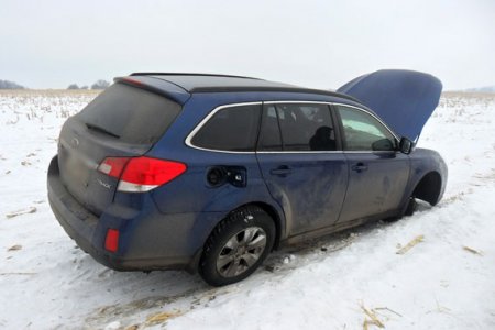 В Кременчуге задержали угонщиков, выбросивших Subaru на мусорку