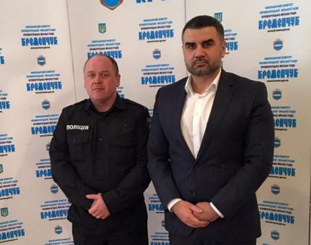 Участковый инспектор Виталий Набоков, который ранее не прошел аттестацию, вернулся на свою должность
