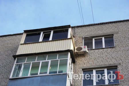 Кипиш в центре города: кременчужанка собиралась прыгнуть с пятого этажа