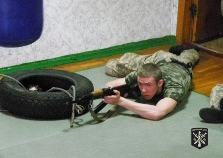 Як у Кременчуцькому військовому ліцеї  хлопці «поранених рятували»