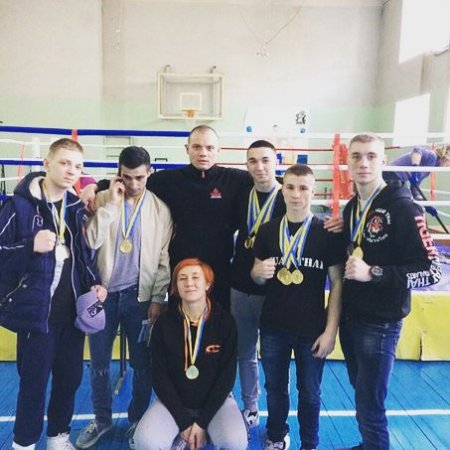 17 на шістьох: кременчуцькі кікбоксери виступили на чемпіонаті України