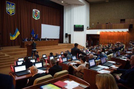 Депутати облради затвердили звіт голови Полтавської ОДА за роботу у 2016 році