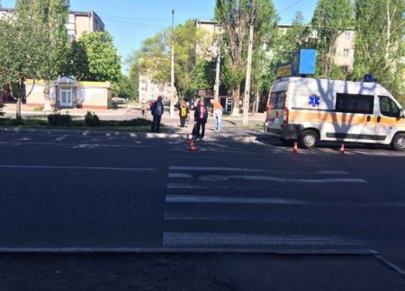 В Кременчуге автомобиль «скорой помощи» сбил пенсионерку