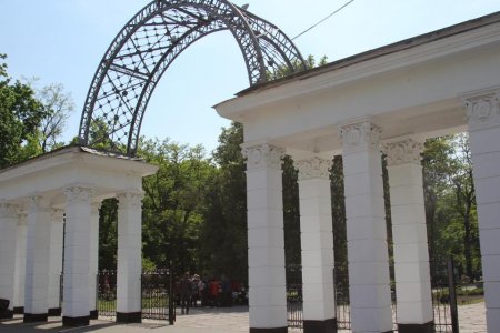 У парку «Крюківський» до кінця року з'явиться дитячий майданчик