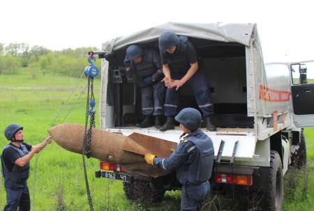 На Полтавщине пиротехники обезвредили бомбу весом 250 кг