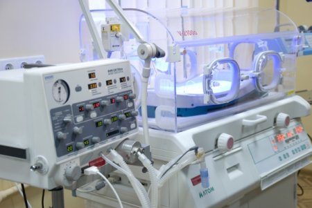 Малюків у Крюкові рятуватиме апарат штучної вентиляції легенів