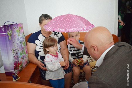 Представники обласної влади відвідали сім’ї загиблих учасників АТО, які зараз відпочивають у Миргороді