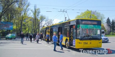 Больше троллейбусов на Молодежный: с сегодняшнего дня №3-а ездит по маршруту №3-б