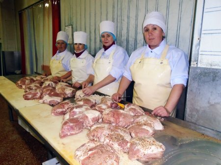 ПрАТ «Кременчукм’ясо» проводить набір працівників, ознайомтеся з вакансіями