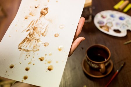 Кременчужан кличуть на благодійний майстер-клас з кавового живопису
