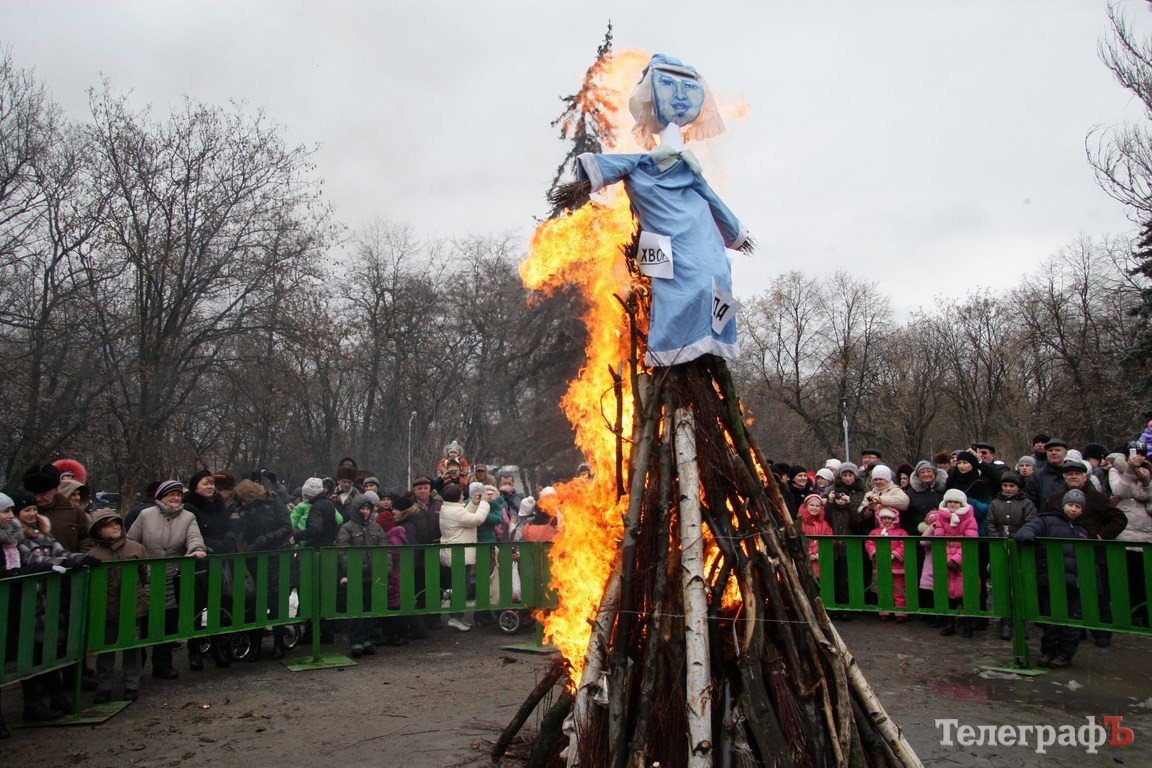 В Кременчуге отпраздновали Масленицу (ФОТО, ВИДЕО) В Кременчуге отпраздновали Масленицу (ФОТО, ВИДЕО)