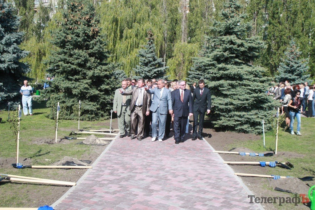 Кременчугская табачная фабрика сегодня отмечает 170-летний юбилей (Фоторепортаж) Кременчугская табачная фабрика сегодня отмечает 170-летний юбилей (Фоторепортаж)