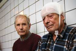 «Покидьок, забери собак. Стікаю кров’ю…»